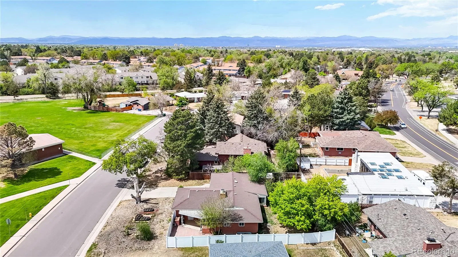 359 Quentin Street Aurora CO 80011 MLS #REC5760402 05052026225510 1600 34