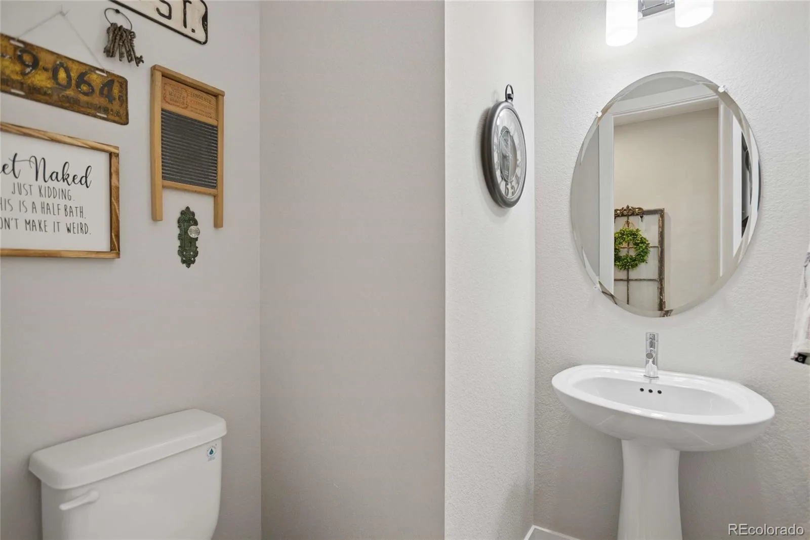 7125 S Uriah Street Aurora CO 80016 MLS #REC5760647 06102026184952 1600 18