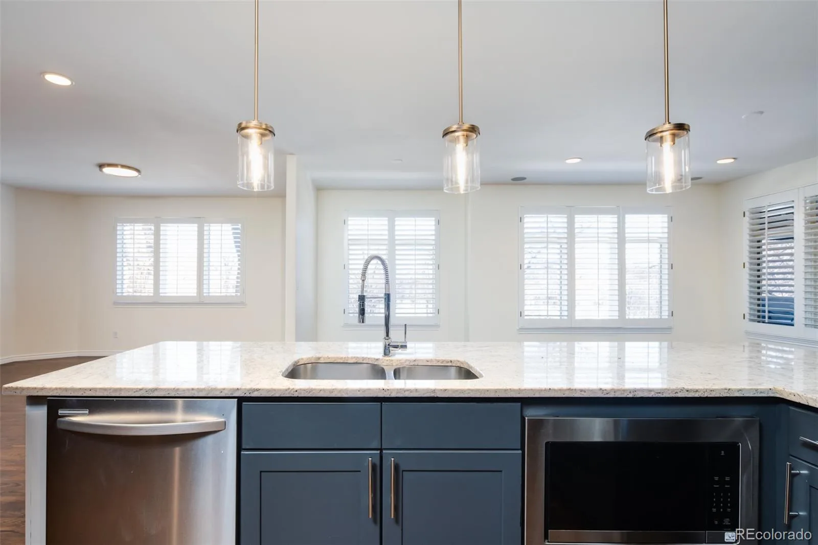 335 N Josephine Street #A Denver CO 80206 MLS #REC5761507 06092026161942 1600 11