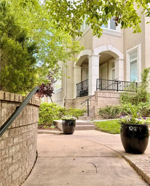 335 N Josephine Street #A Denver CO 80206 MLS #REC5761507 06092026161942 800 2