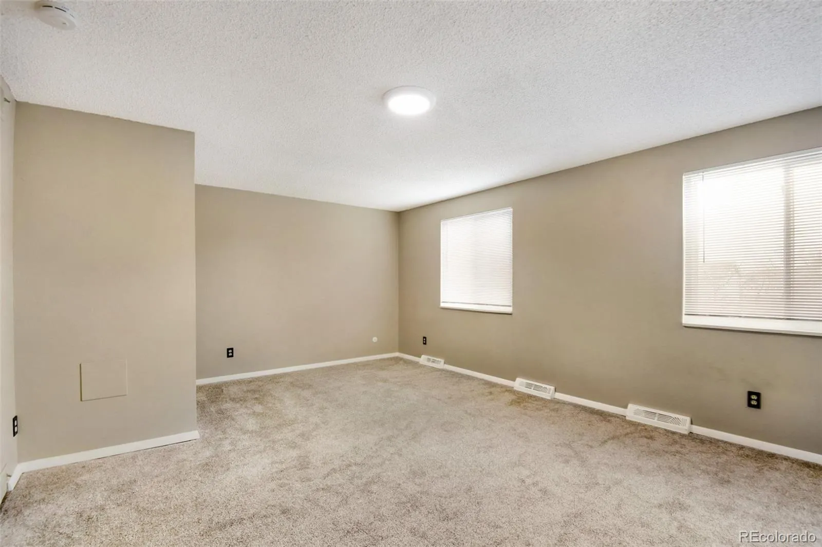 04222026200325 1600 13