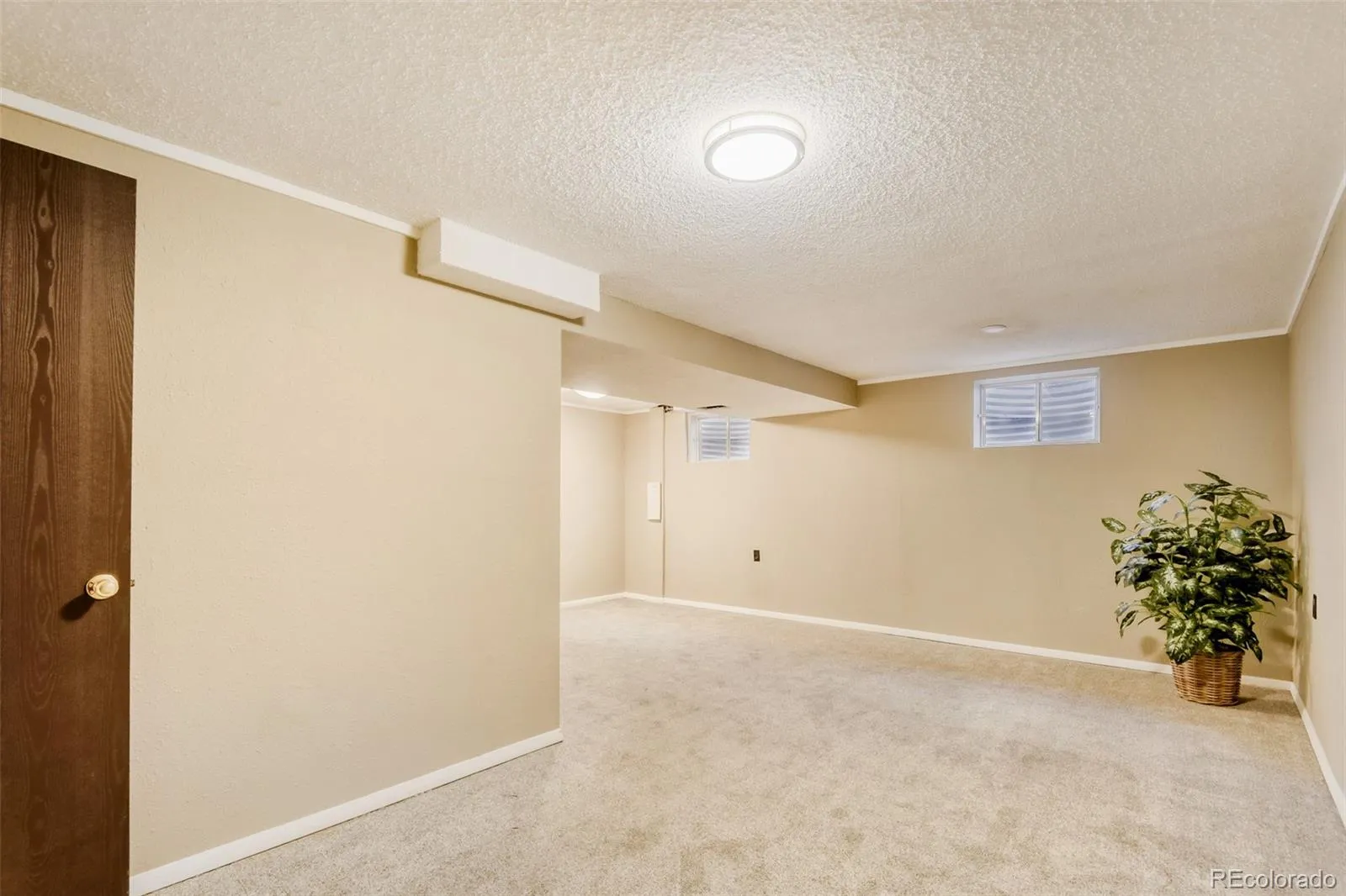 04222026200325 1600 18