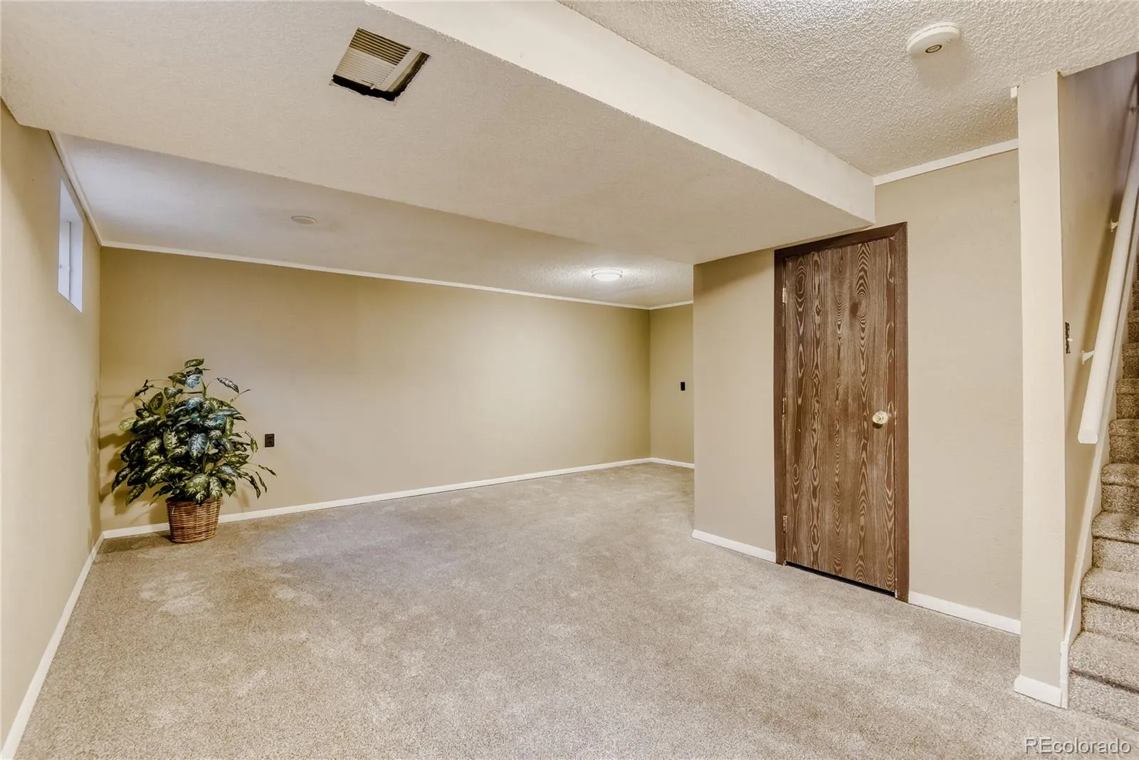 04222026200325 1600 19