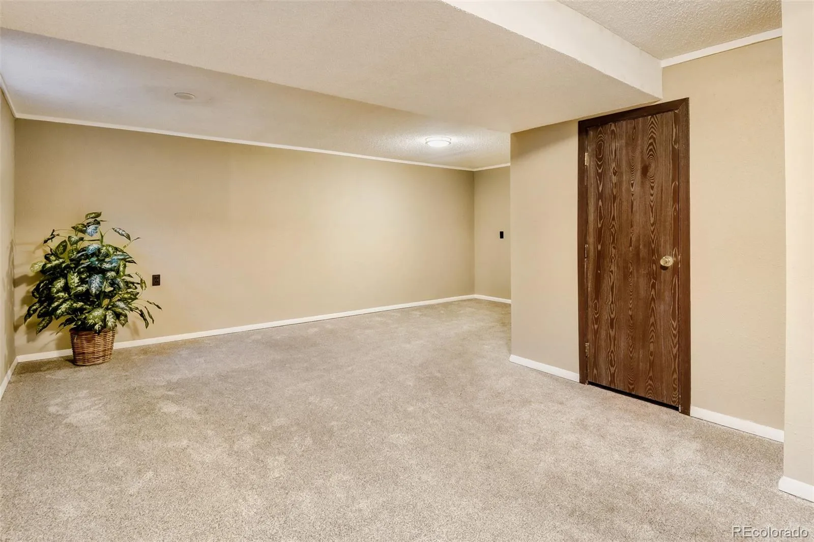 04222026200325 1600 20