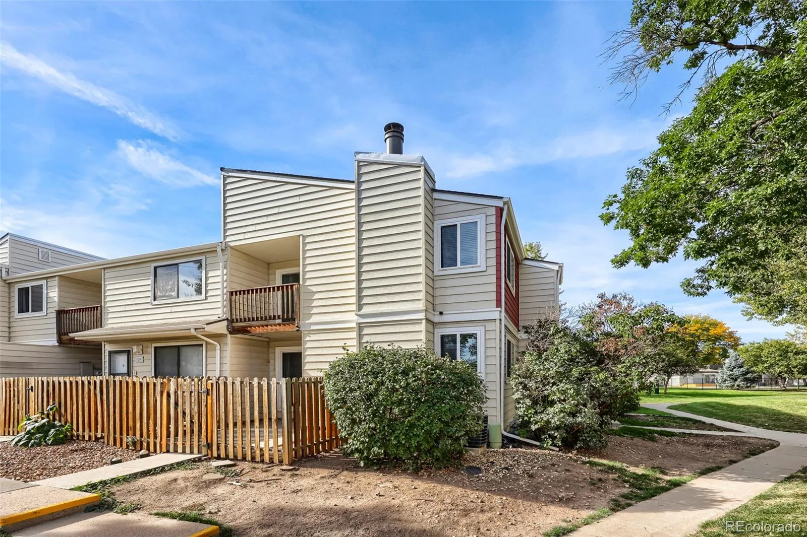 1125 S Oneida Street #A Denver CO 80224 | MLS #REC5765631 10072026174800 1600 16