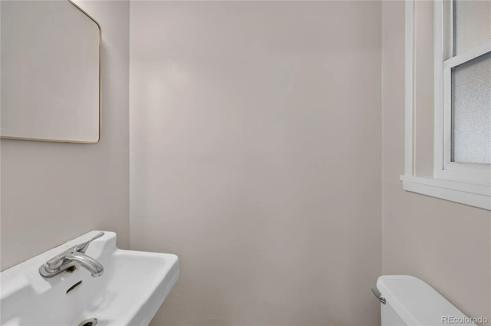 1160 Vaughn Street Aurora CO 80011 | MLS #REC5765764 08212026222820 1600 15