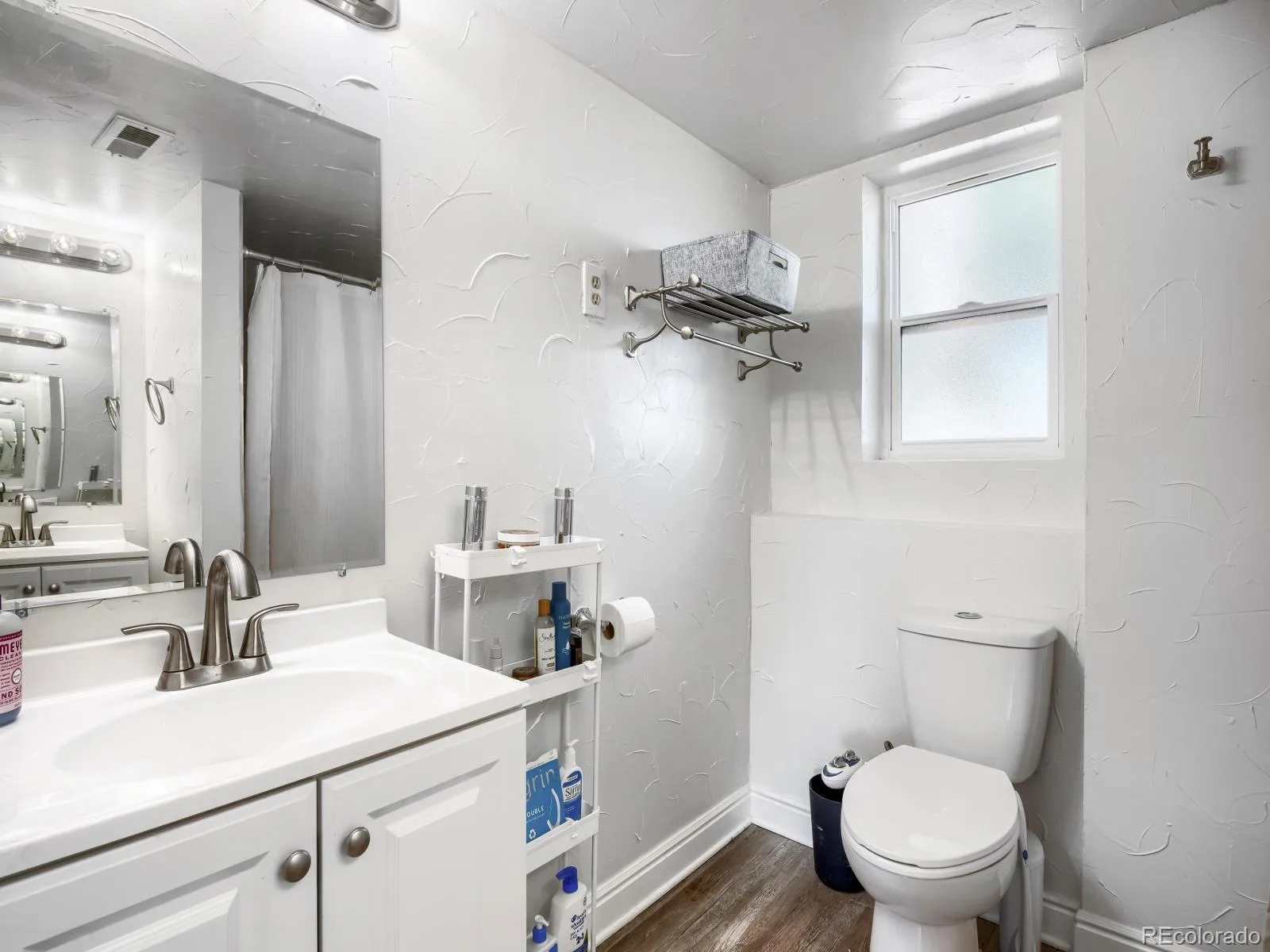 15562 E Bails Drive Aurora CO 80017 | MLS #REC5766040 07272026195830 1600 20