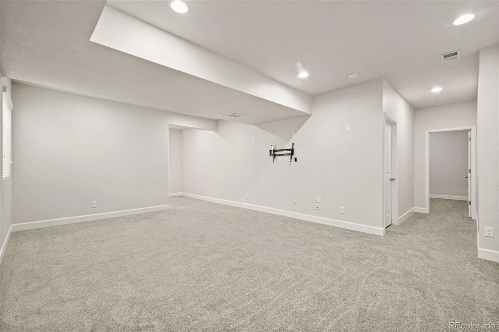 1375 Morningview Lane Castle Rock CO 80109 | MLS #REC5768886 08072026192809 1600 32