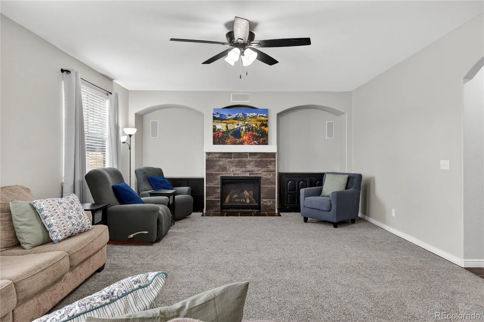 5241 S Eaton Park Way Aurora CO 80016 MLS #REC5769269 04202026210933 1600 18