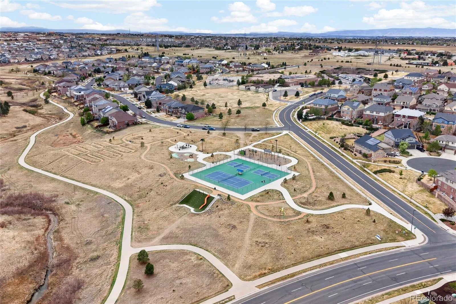 5241 S Eaton Park Way Aurora CO 80016 MLS #REC5769269 04202026210933 1600 45