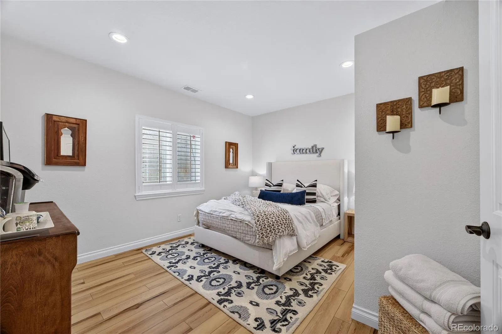 6726 S Quantock Way Aurora CO 80016 | MLS #REC5770803 10122026214737 1600 29