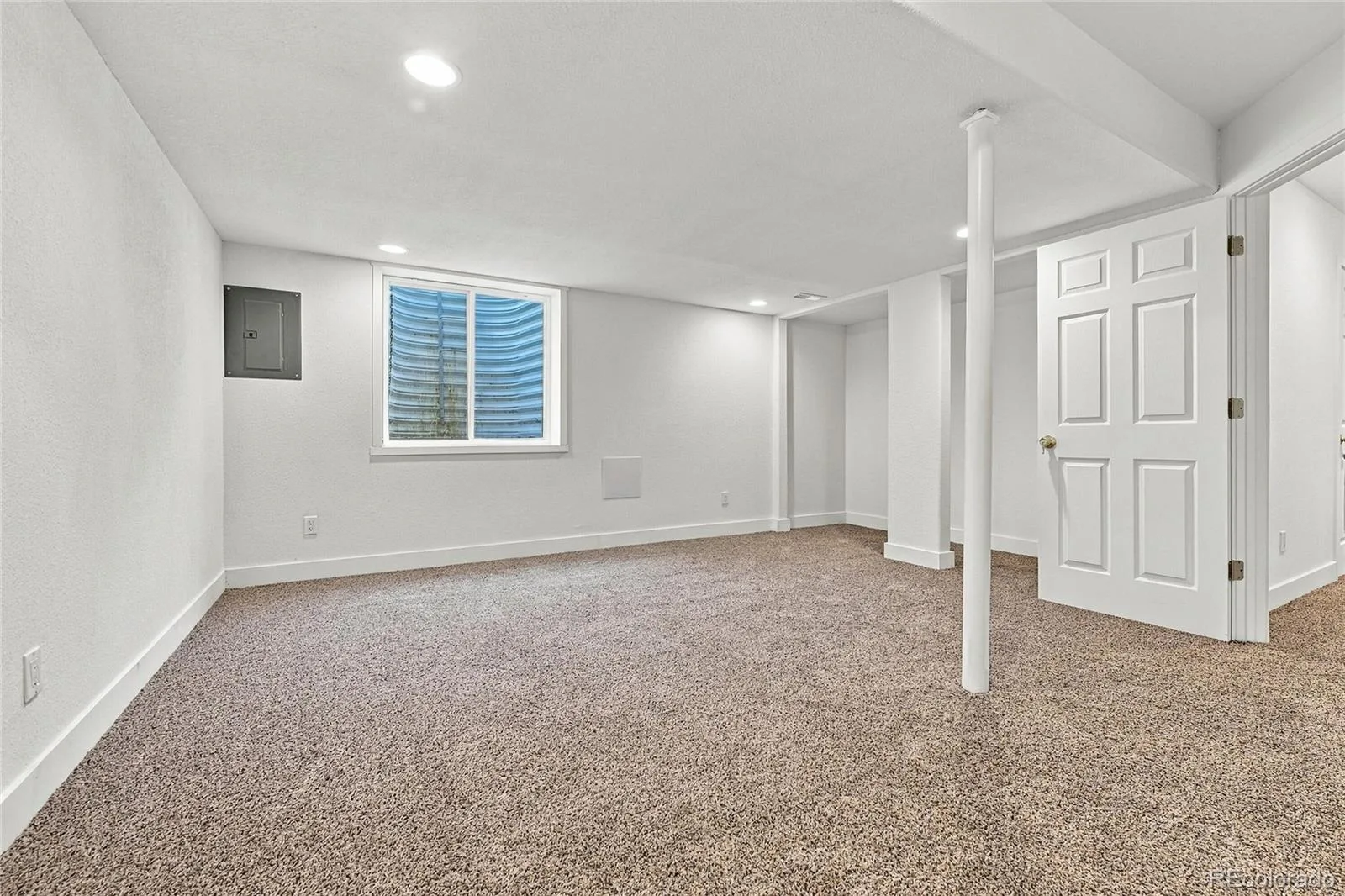 3903 S Quemoy Way Aurora CO 80018 | MLS #REC5772416 09262026195027 1600 32