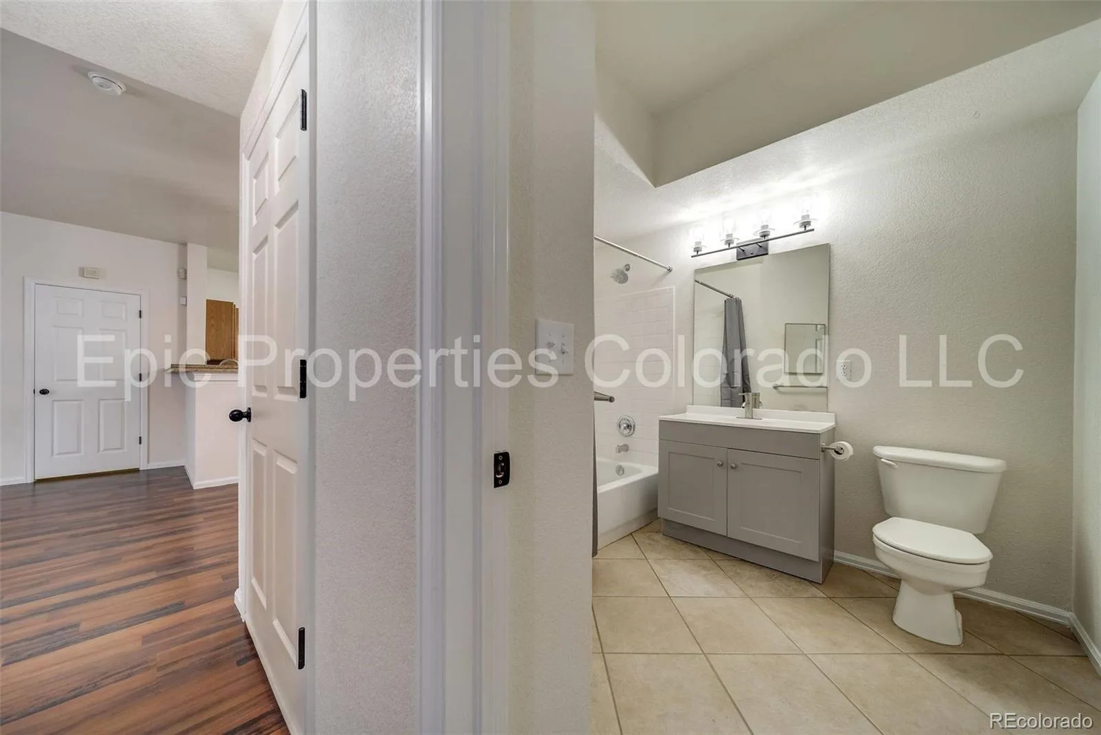 911 S Zeno Way #104 Aurora CO 80017 | MLS #REC5774984 09282026221653 1600 10