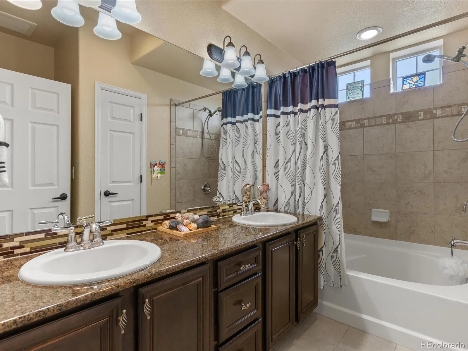 5454 Espana Street Denver CO 80249 MLS #REC5776341 05202026223821 1600 22