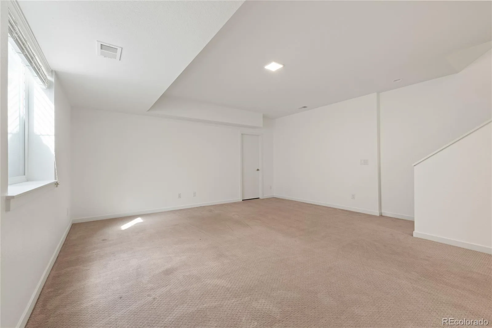 2953 S Delaware Street Englewood CO 80110 | MLS #REC5776769 09252026011414 1600 33