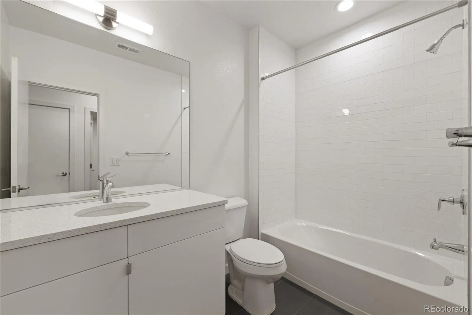 2953 S Delaware Street Englewood CO 80110 | MLS #REC5776769 09252026011414 1600 35