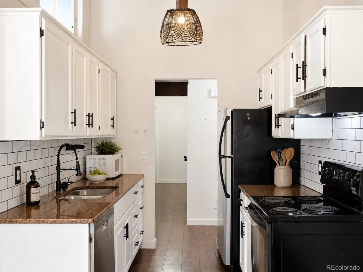 4062 S Atchison Way #302 Aurora CO 80014 MLS #REC5778033 06112026174121 1200 3