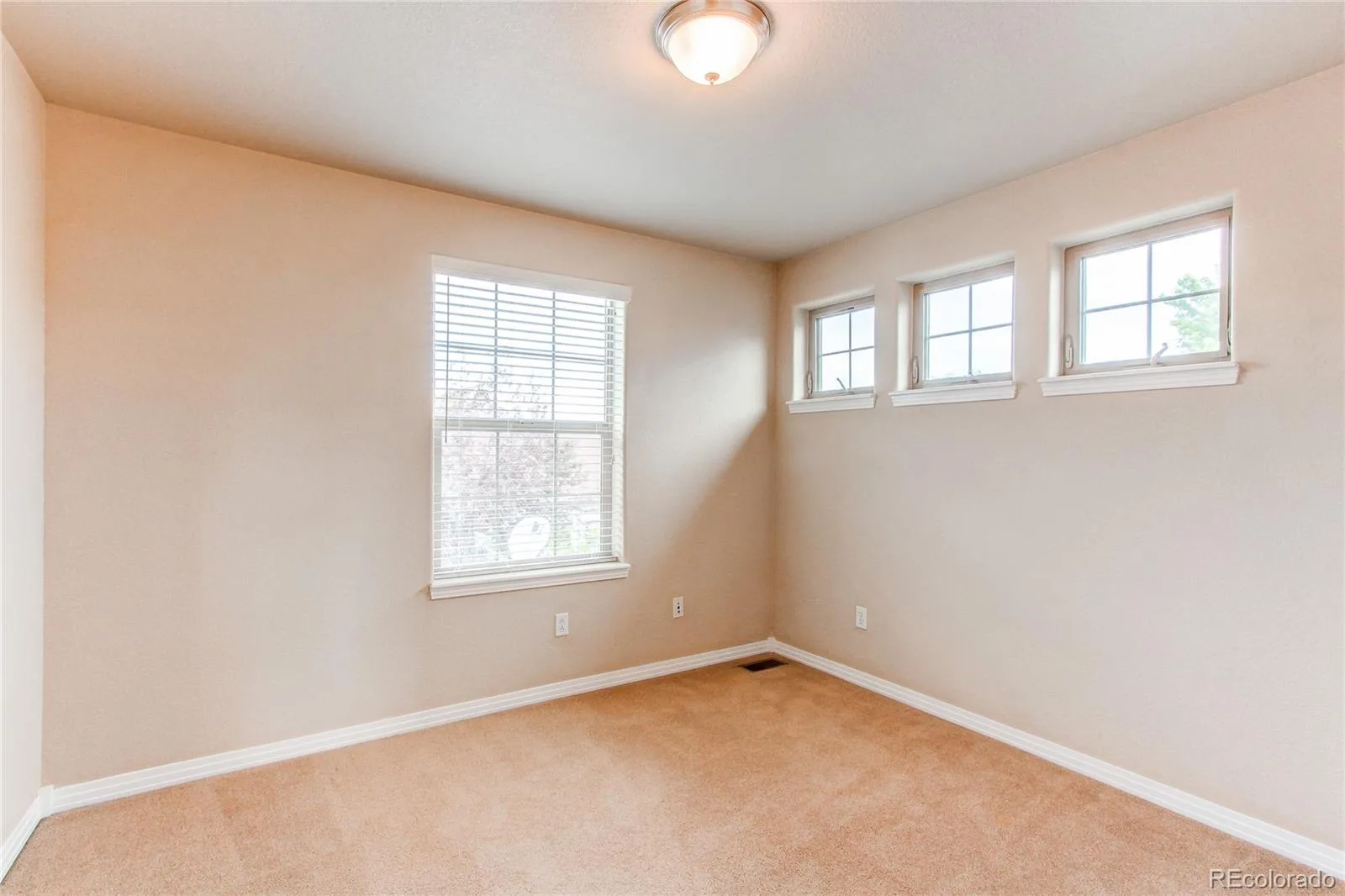 3561 Yosemite Street Denver CO 80238 MLS #REC5778495 05292026183750 1600 32