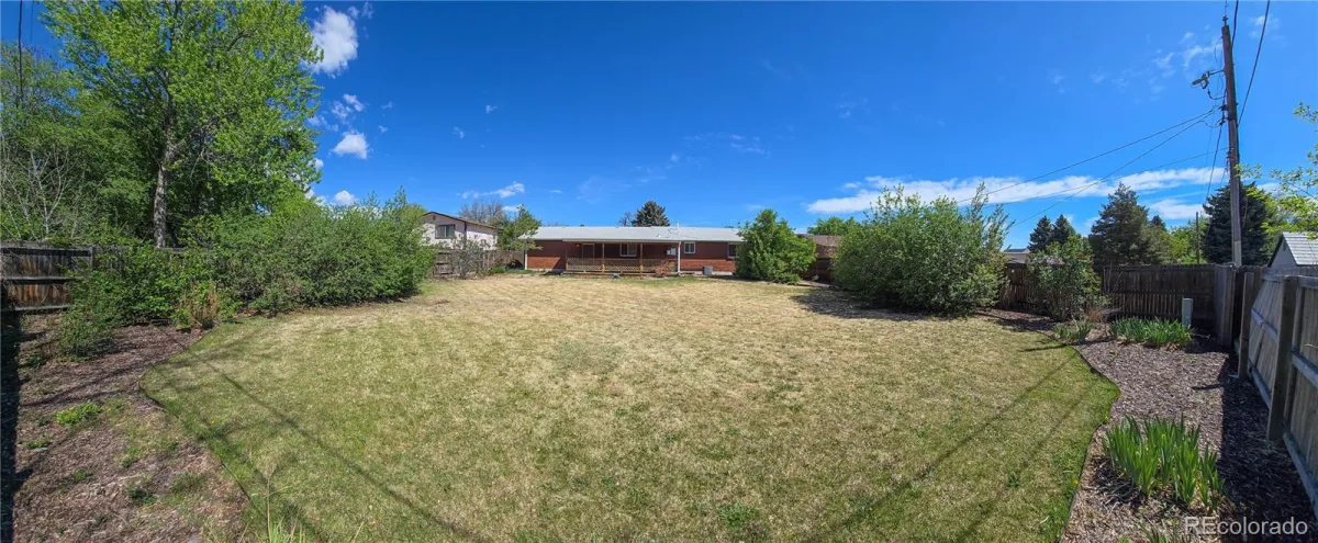 6486 W Iowa Avenue Lakewood CO 80232 MLS #REC5779072 05122026012633 1200 39