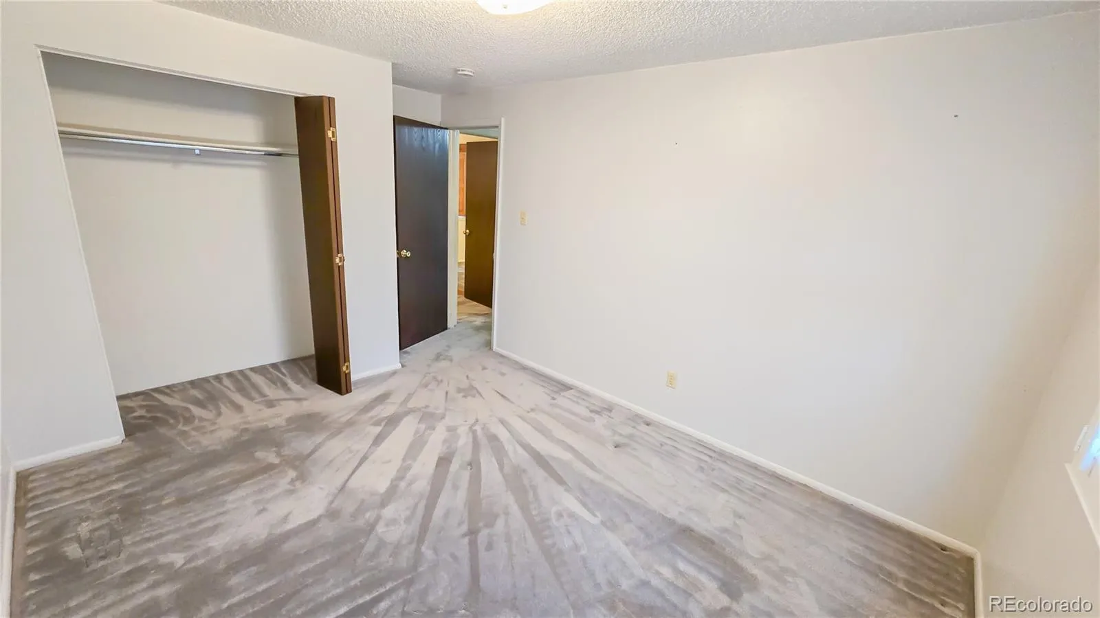 6486 W Iowa Avenue Lakewood CO 80232 MLS #REC5779072 05122026012633 1600 20