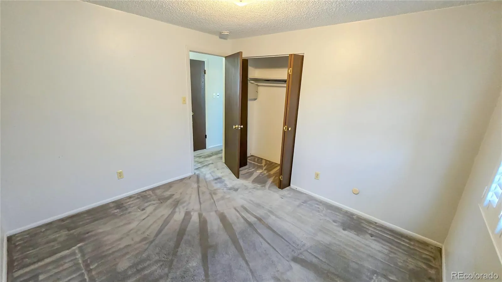 6486 W Iowa Avenue Lakewood CO 80232 MLS #REC5779072 05122026012633 1600 21