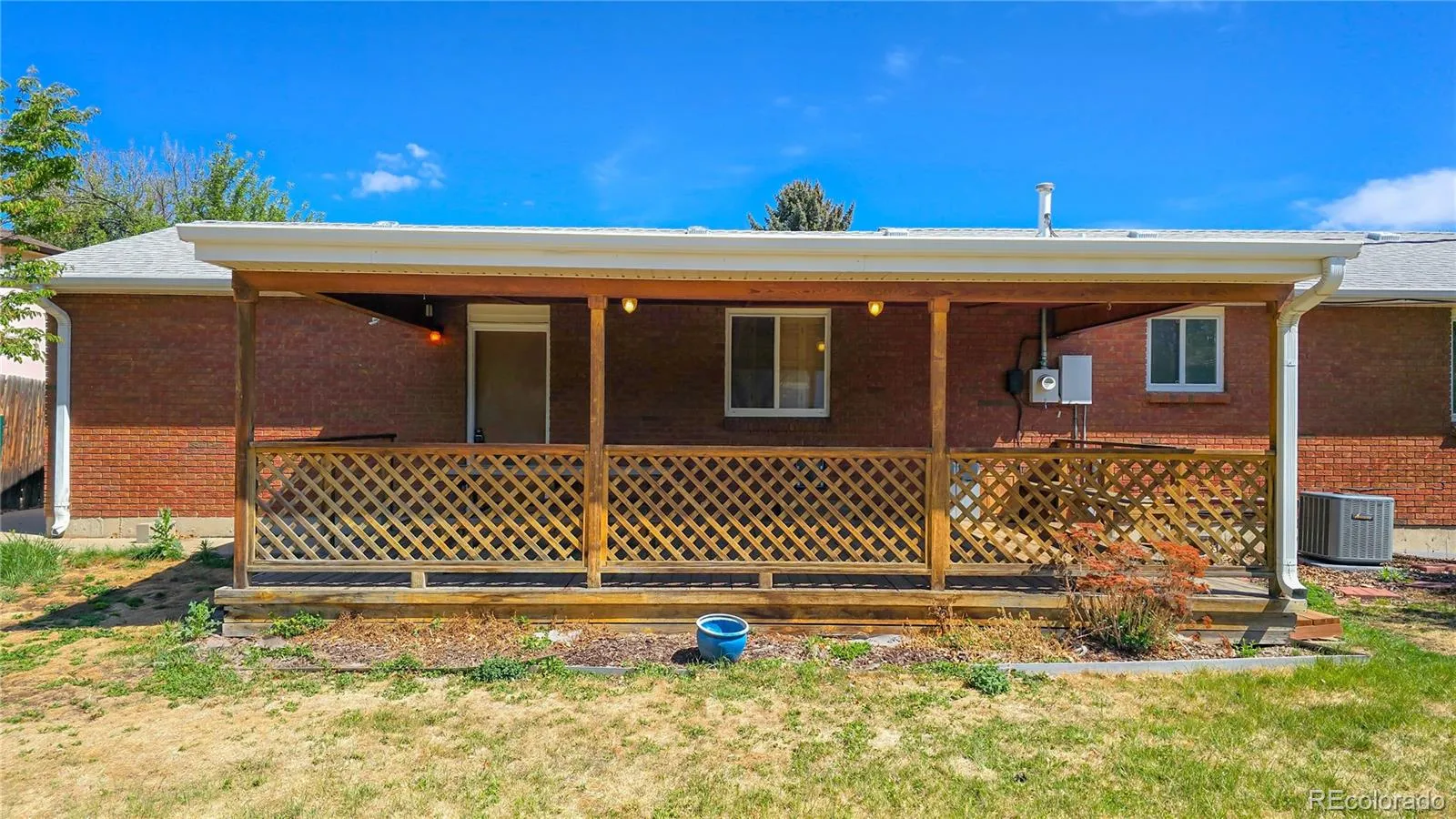 6486 W Iowa Avenue Lakewood CO 80232 MLS #REC5779072 05122026012633 1600 37