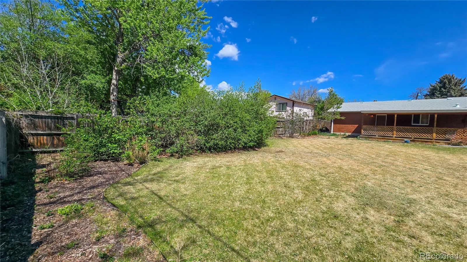 6486 W Iowa Avenue Lakewood CO 80232 MLS #REC5779072 05122026012633 1600 38