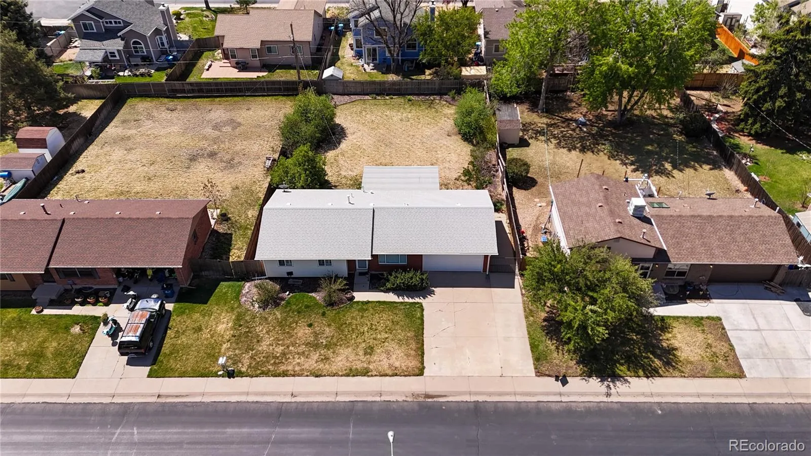 6486 W Iowa Avenue Lakewood CO 80232 MLS #REC5779072 05122026012633 1600 4