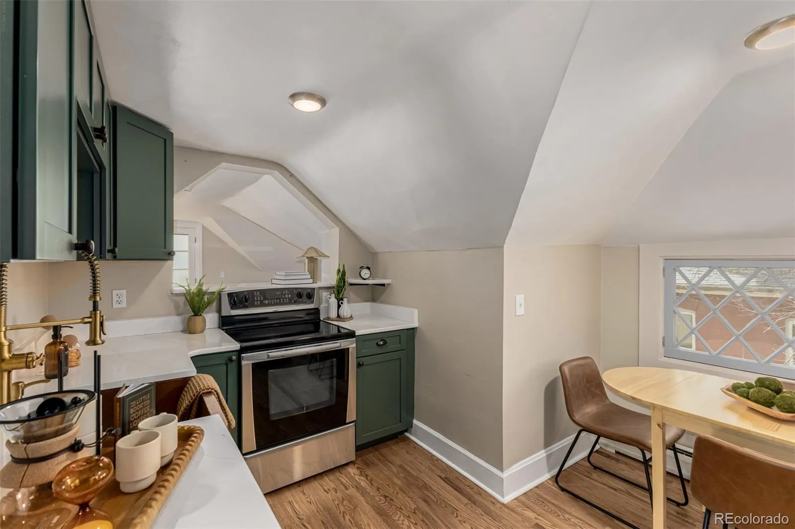 04092026235721 1600 2