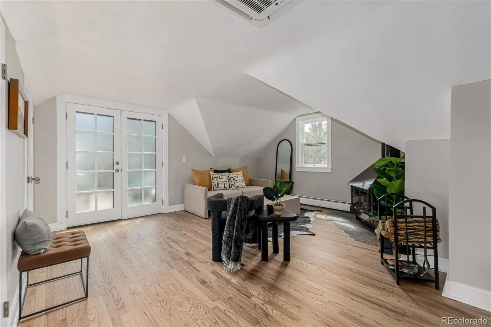 04092026235721 1600 6