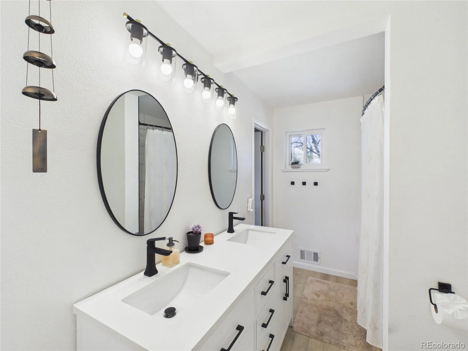 04162026201042 1600 6