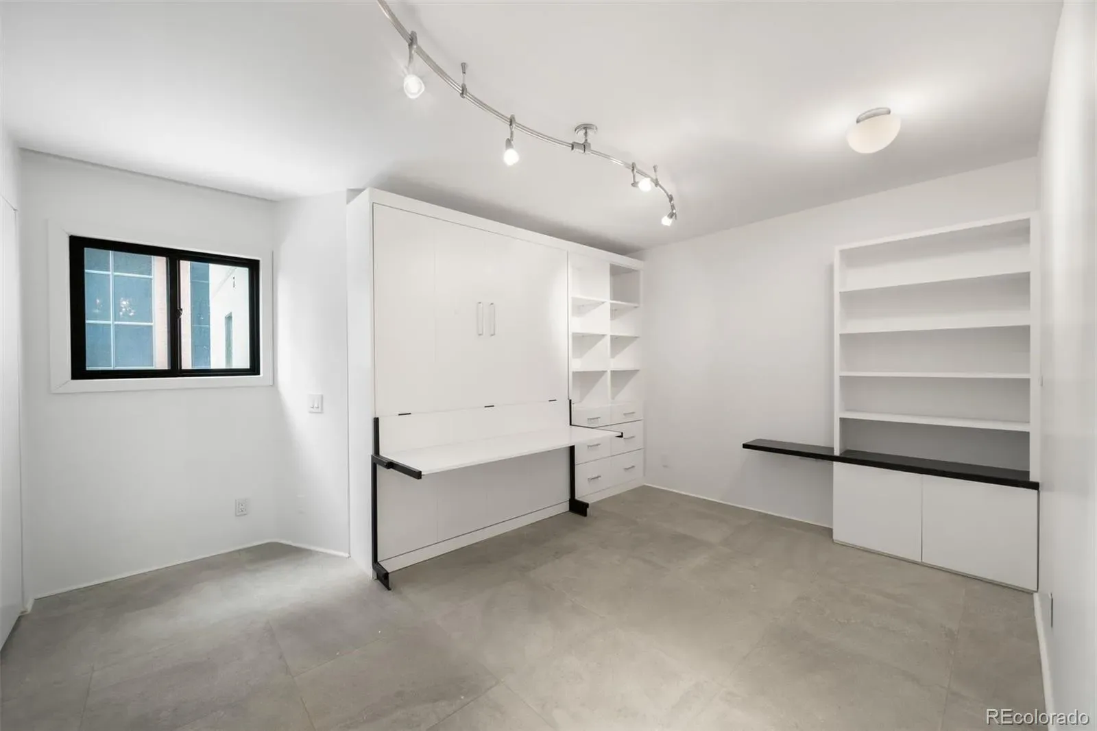 03262026211222 1600 16