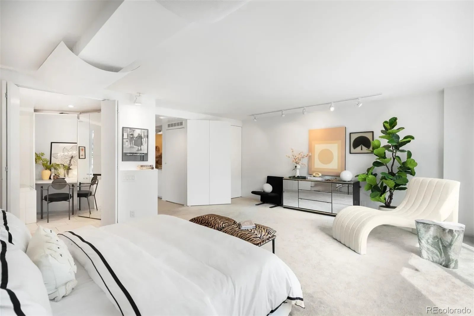 03262026211222 1600 24