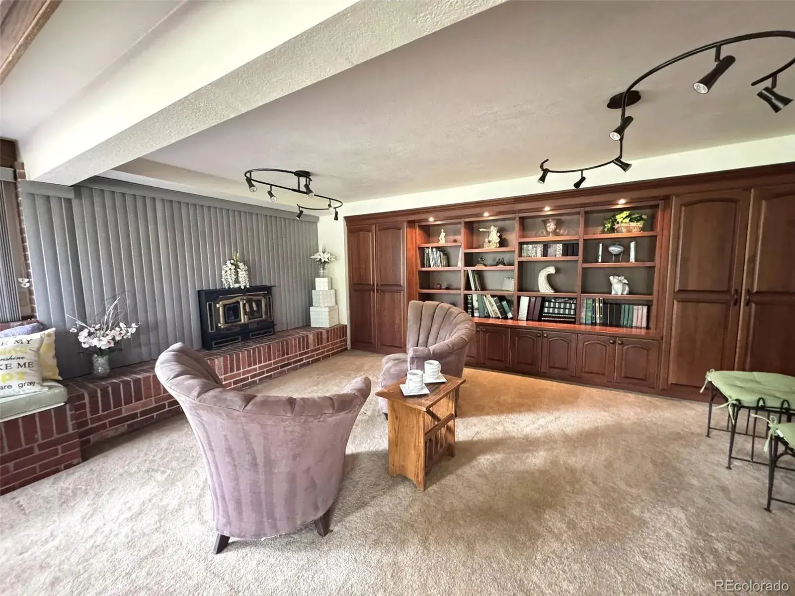 02142026001622 1600 16