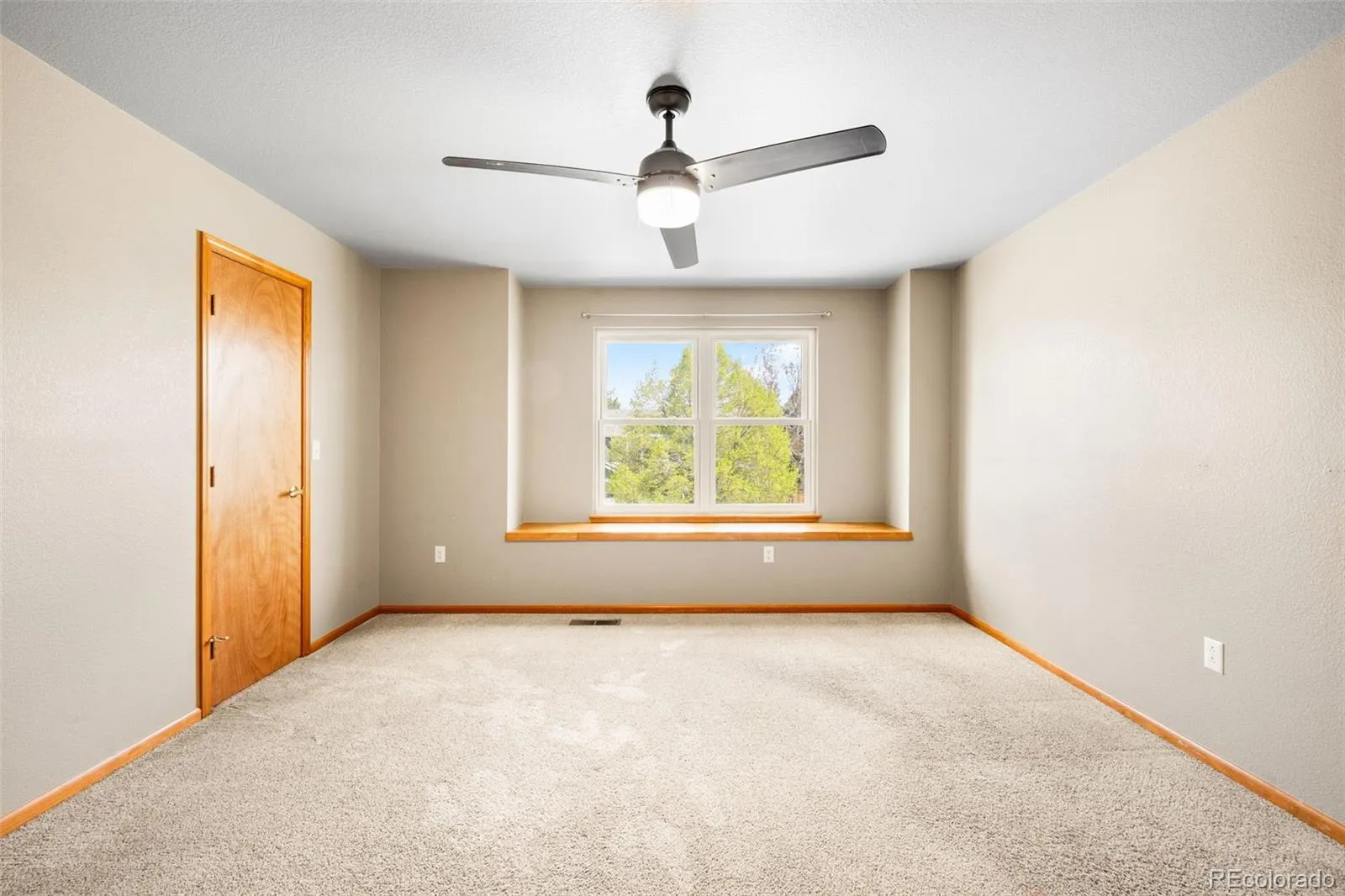 7687 S Allison Court Littleton CO 80128 MLS #REC5782498 05062026230546 1600 14
