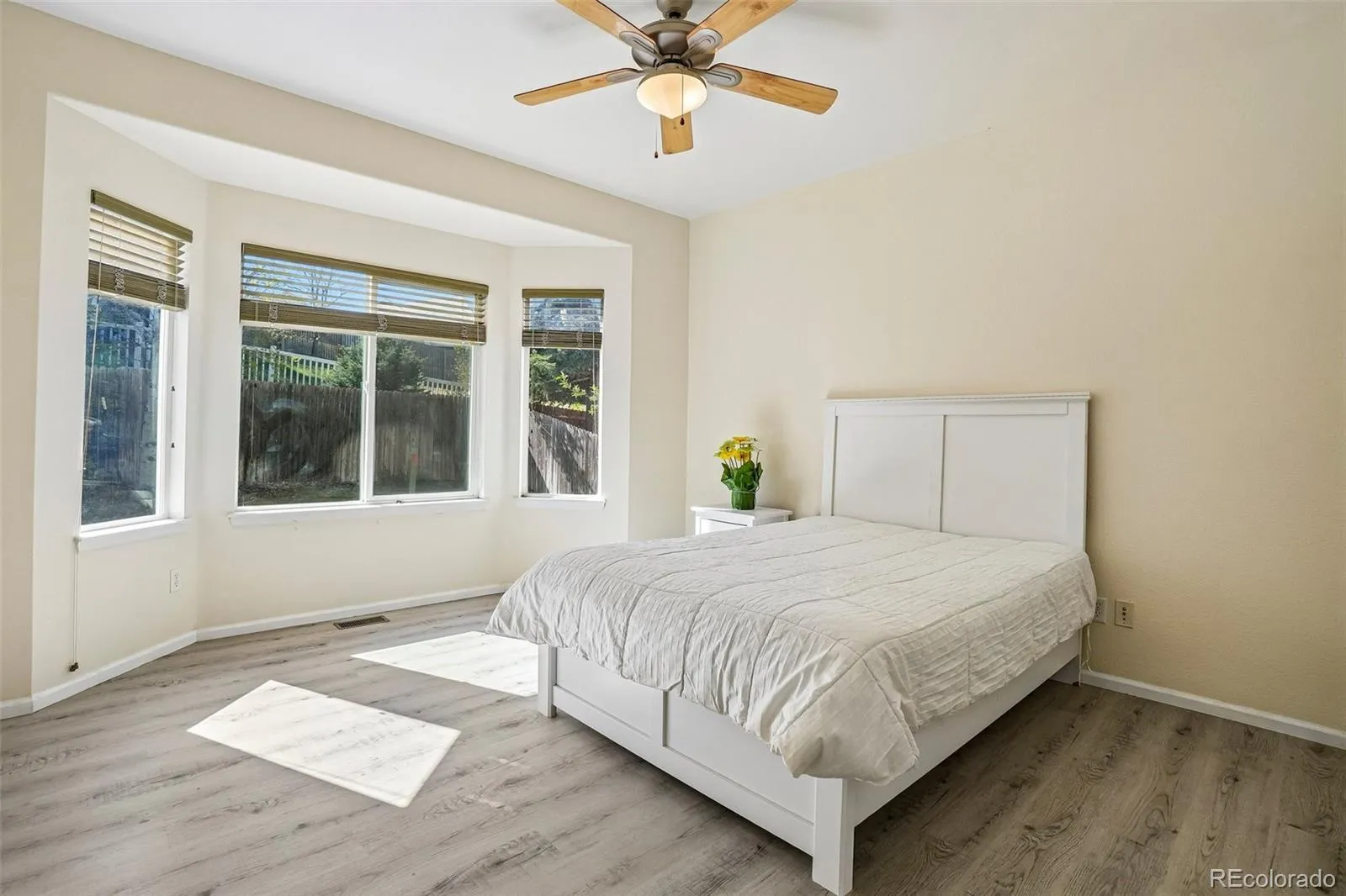 22668 E Lake Place Centennial CO 80015 MLS #REC5782513 04232026172613 1600 17