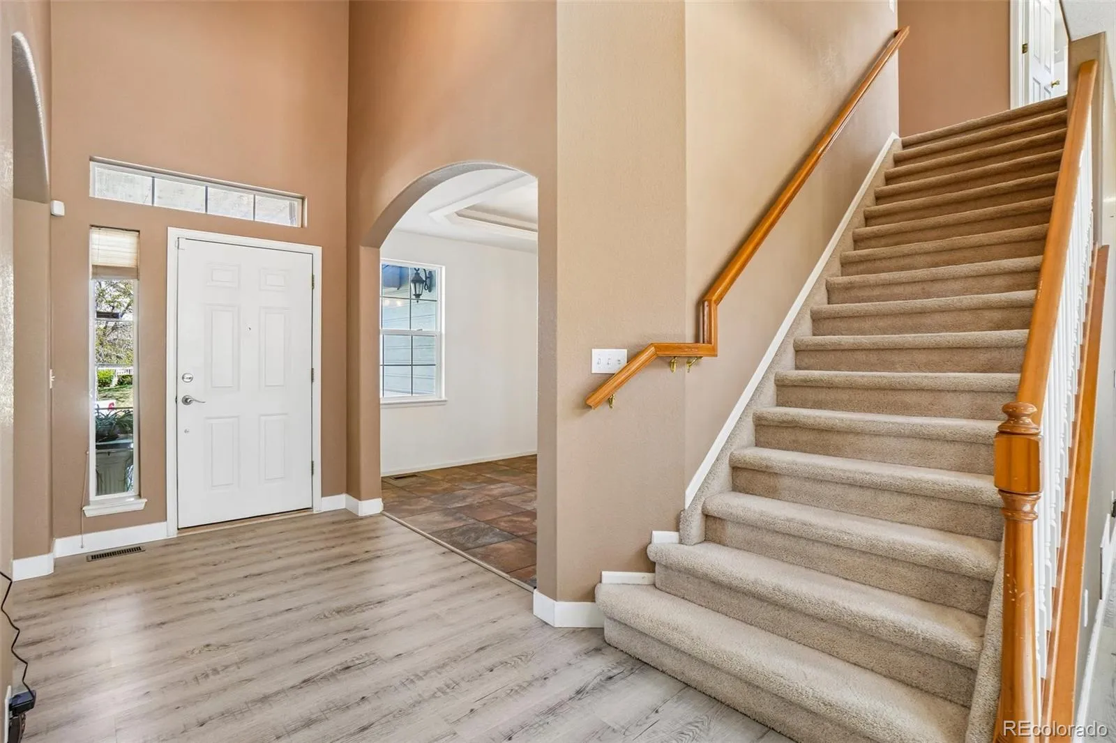 22668 E Lake Place Centennial CO 80015 MLS #REC5782513 04232026172613 1600 20