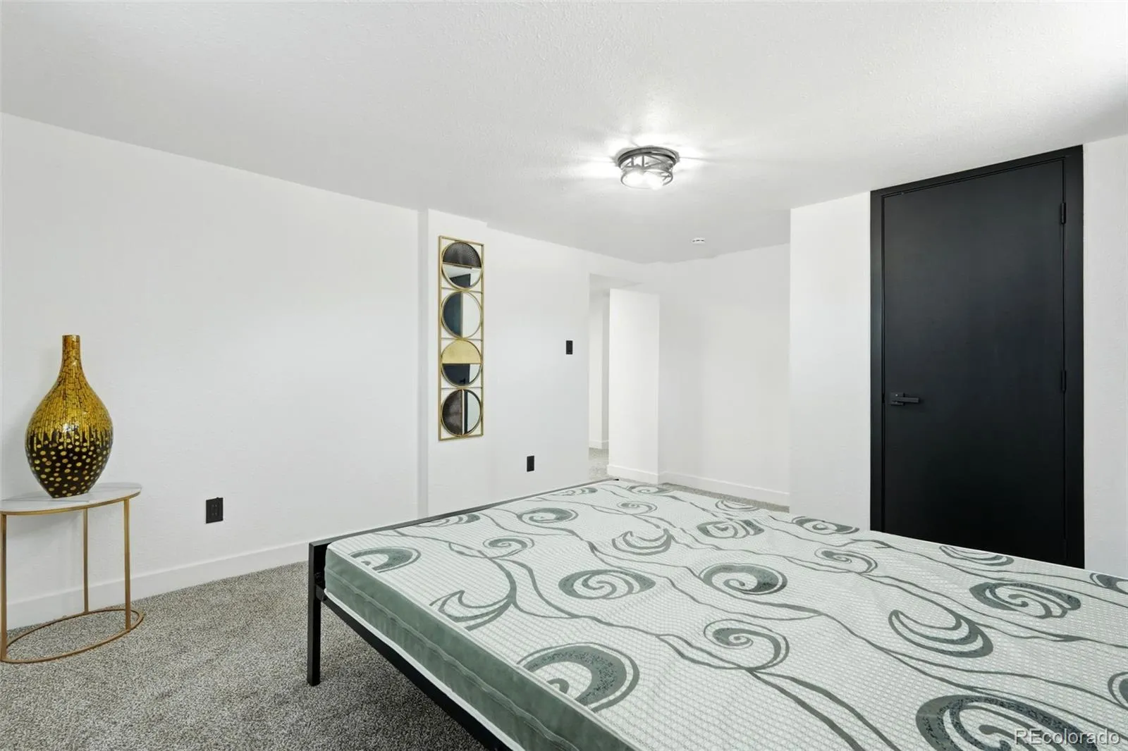 4001 S Acoma Street Englewood CO 80110 MLS #REC5784070 05152026200122 1600 25