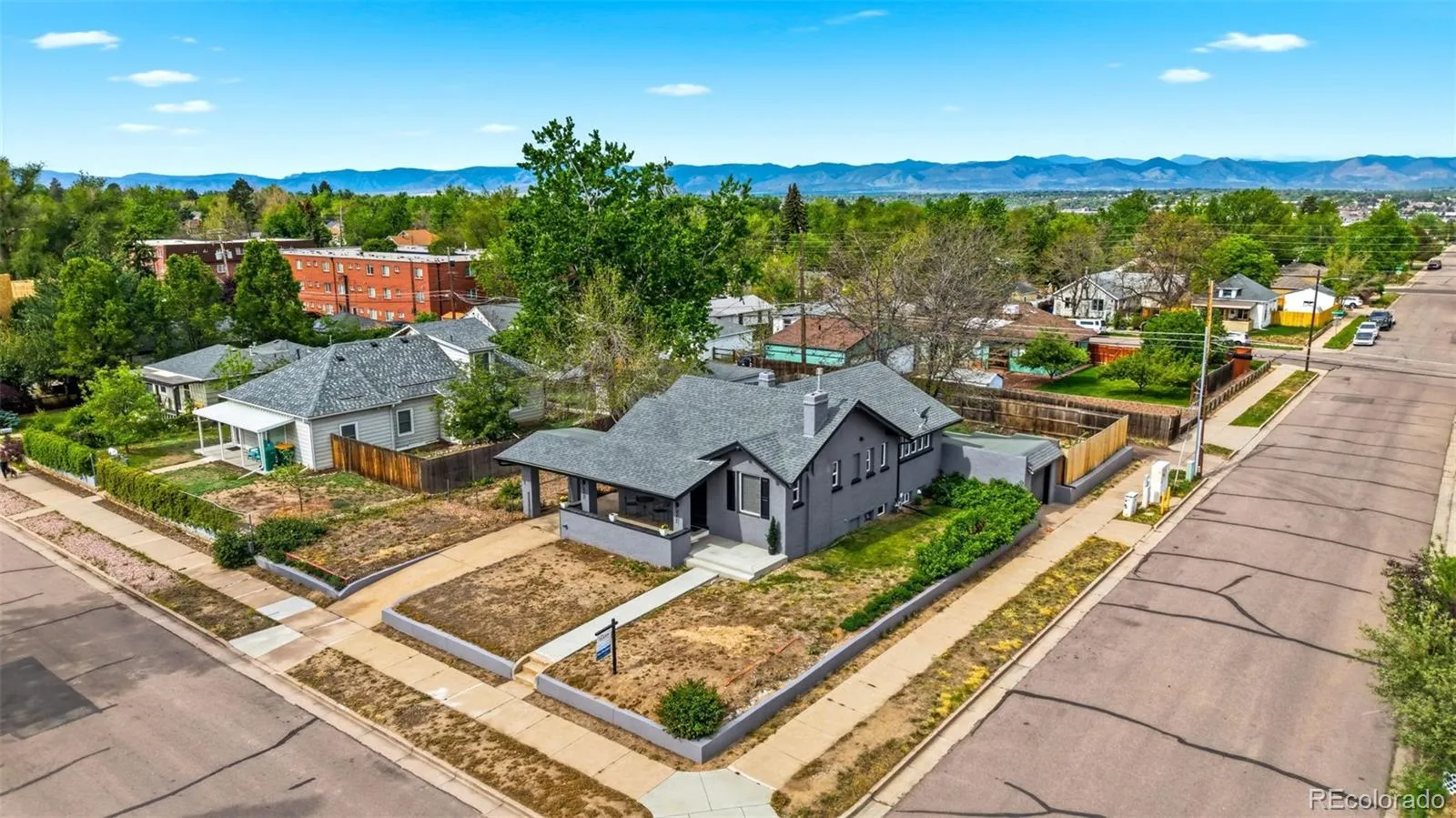 4001 S Acoma Street Englewood CO 80110 MLS #REC5784070 05152026200122 1600 40