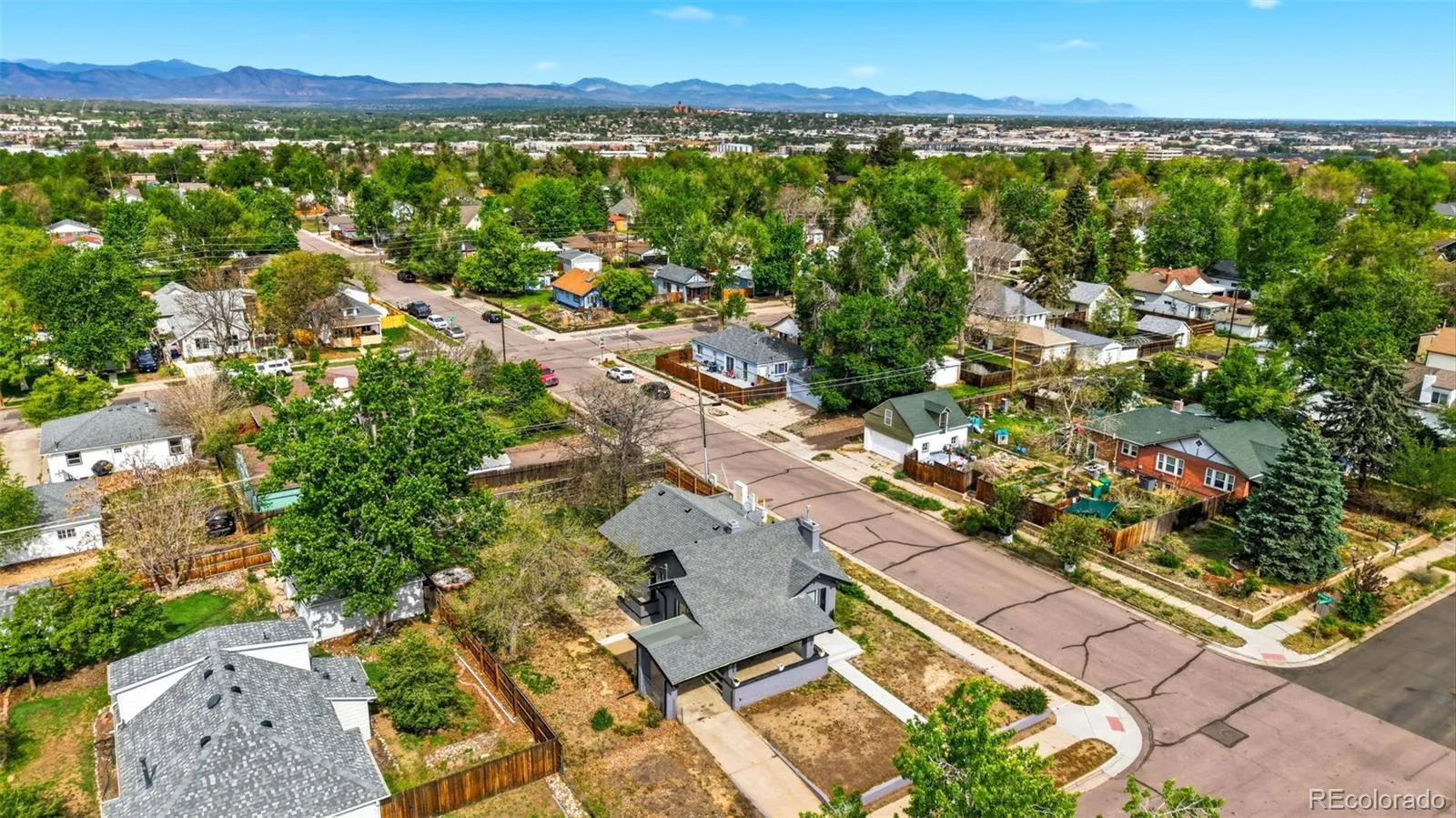 4001 S Acoma Street Englewood CO 80110 MLS #REC5784070 05152026200122 1600 42