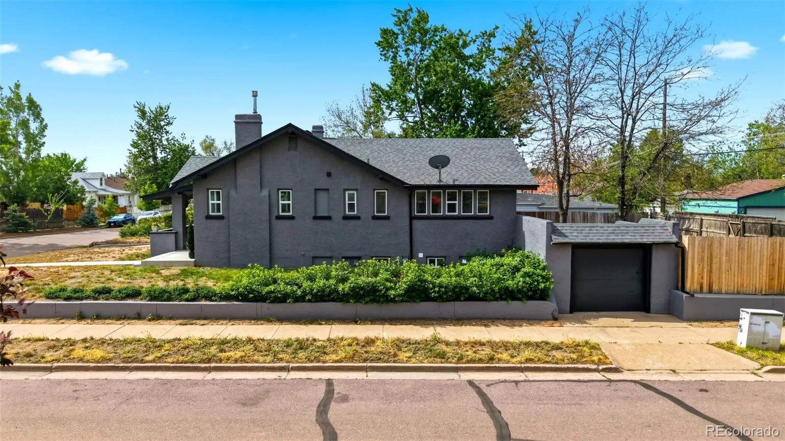 4001 S Acoma Street Englewood CO 80110 MLS #REC5784070 05152026200122 1600 46
