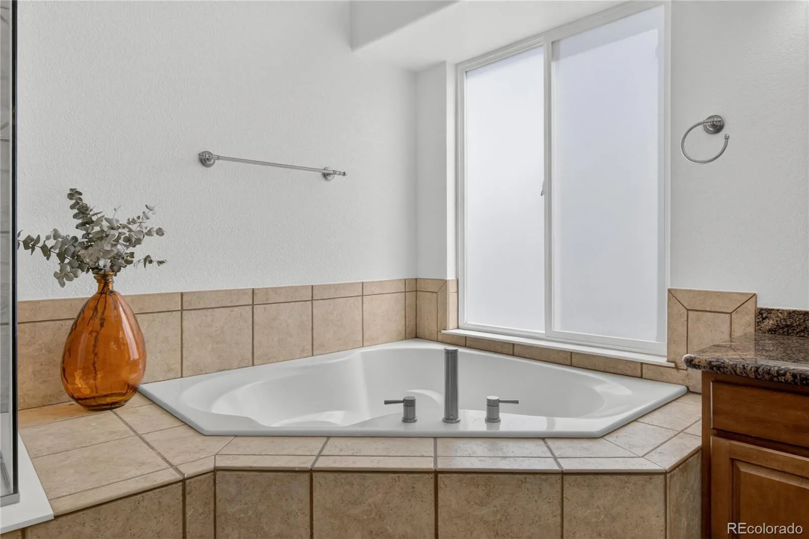 14152 Adam Court Broomfield CO 80023 MLS #REC5787143 05062026194521 1600 25