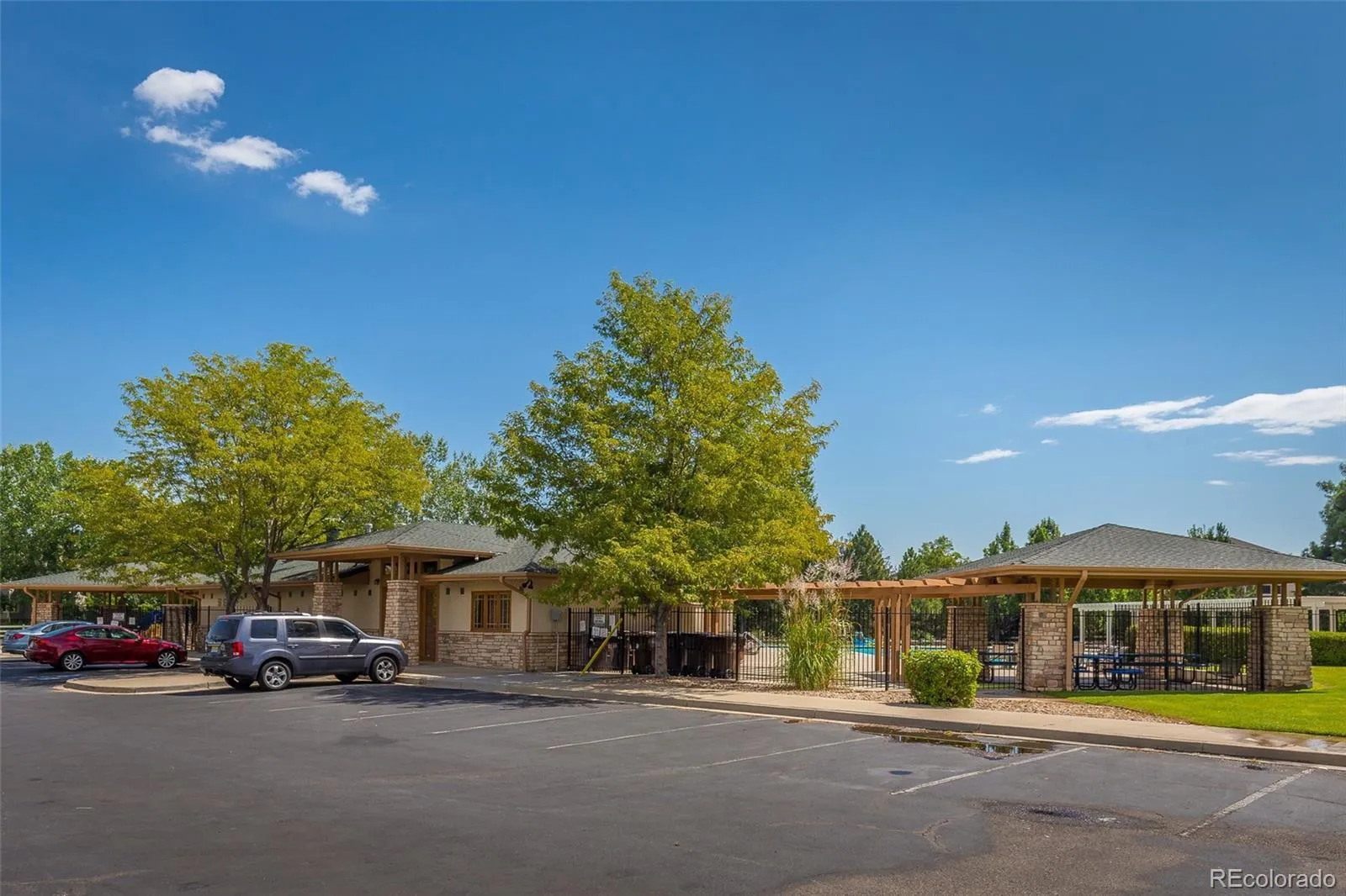 14152 Adam Court Broomfield CO 80023 MLS #REC5787143 05062026194521 1600 41