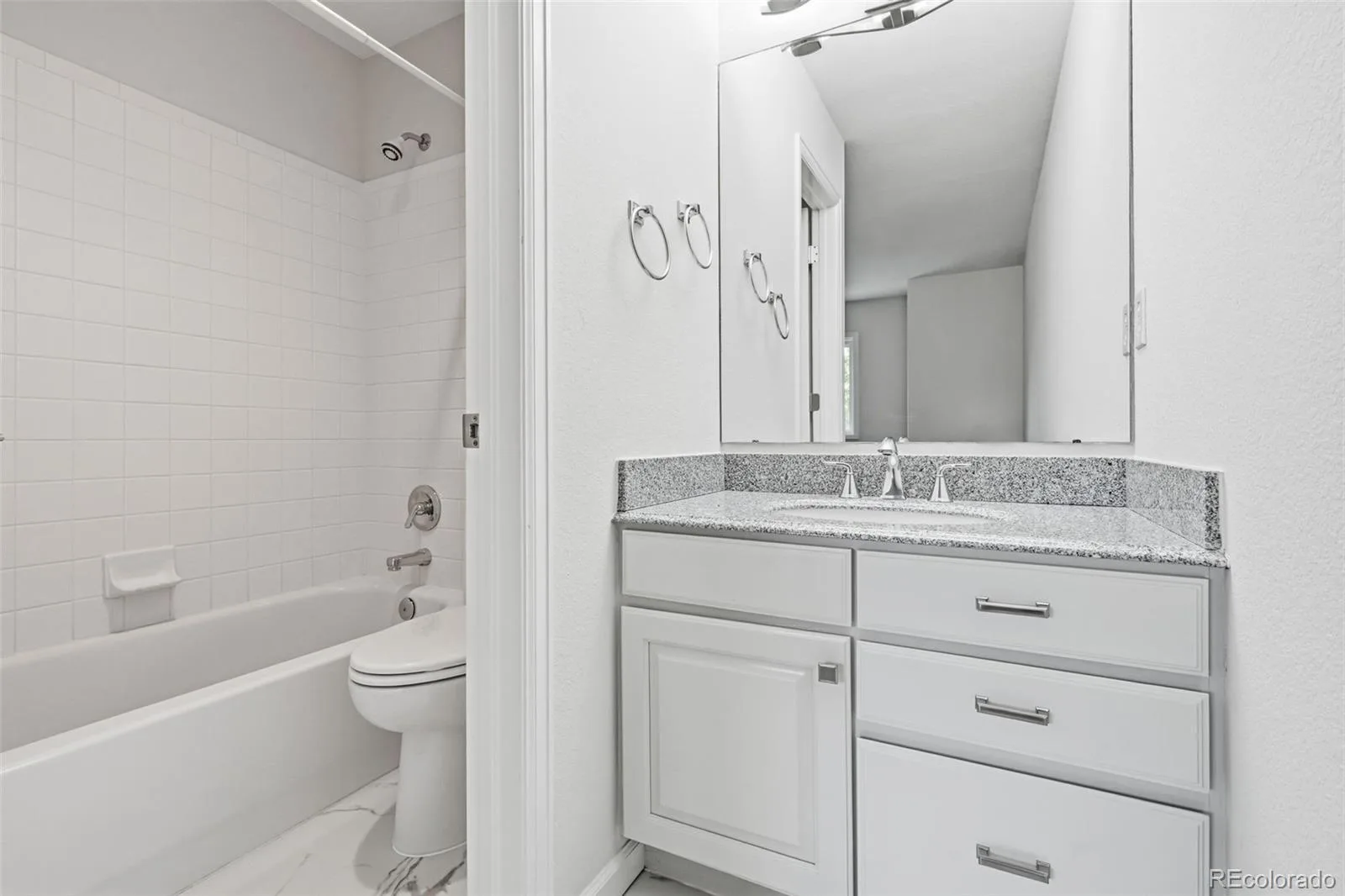 4061 Spy Glass Lane Longmont CO 80503 | MLS #REC5787292 08272026232813 1600 29