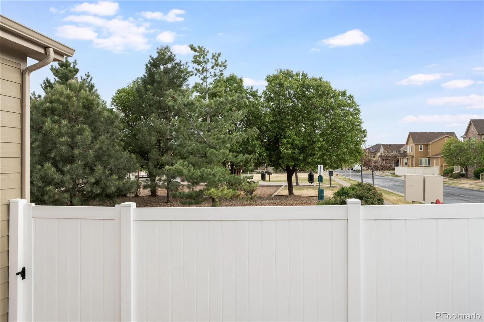 5538 W 73rd Place Arvada CO 80003 MLS #REC5787781 05092026031540 1600 31