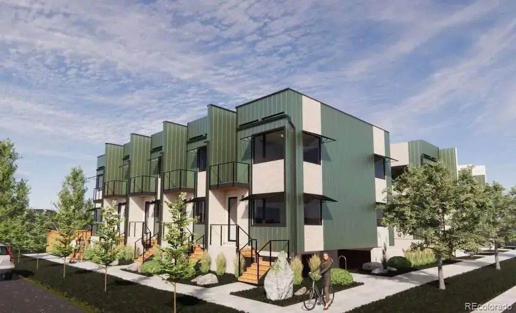 3011 W 49th Avenue Denver CO 80221 MLS #REC5790361 11052025232447 1024 5