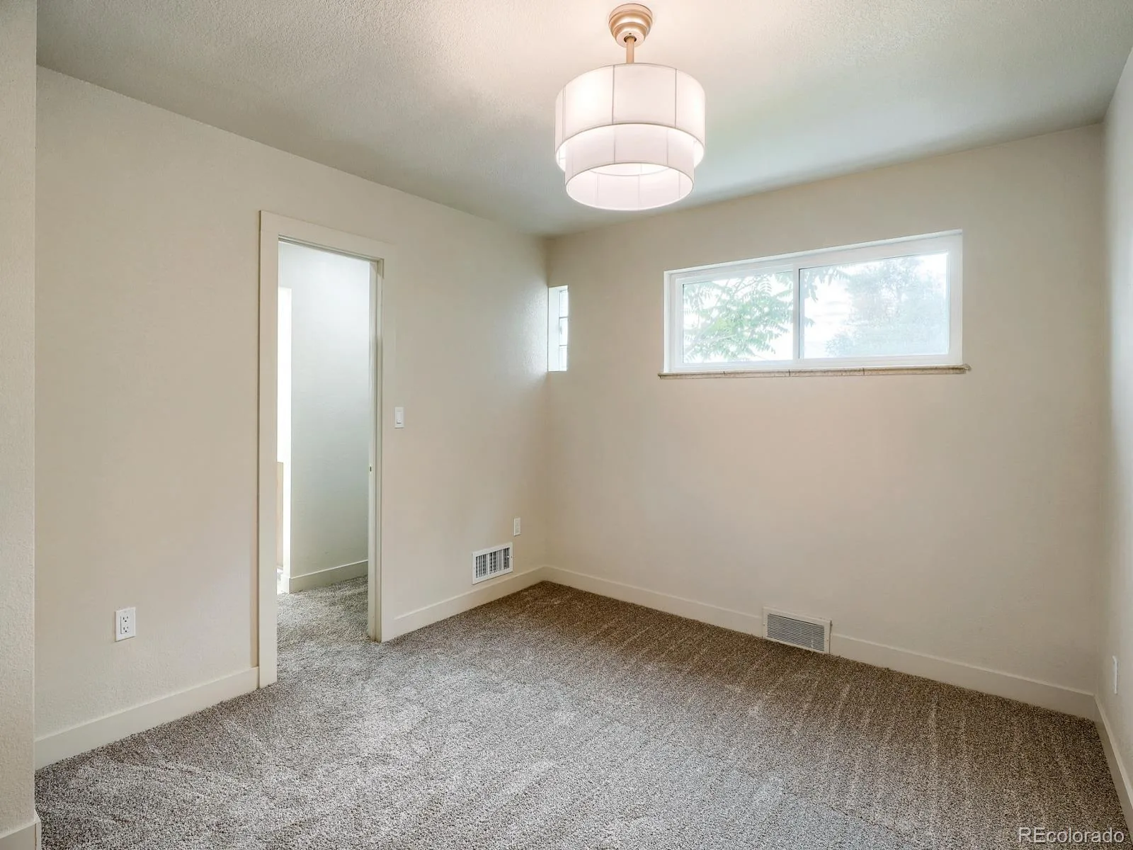 3699 Grape Street Denver CO 80207 | MLS #REC5791018 08182026045307 1600 16