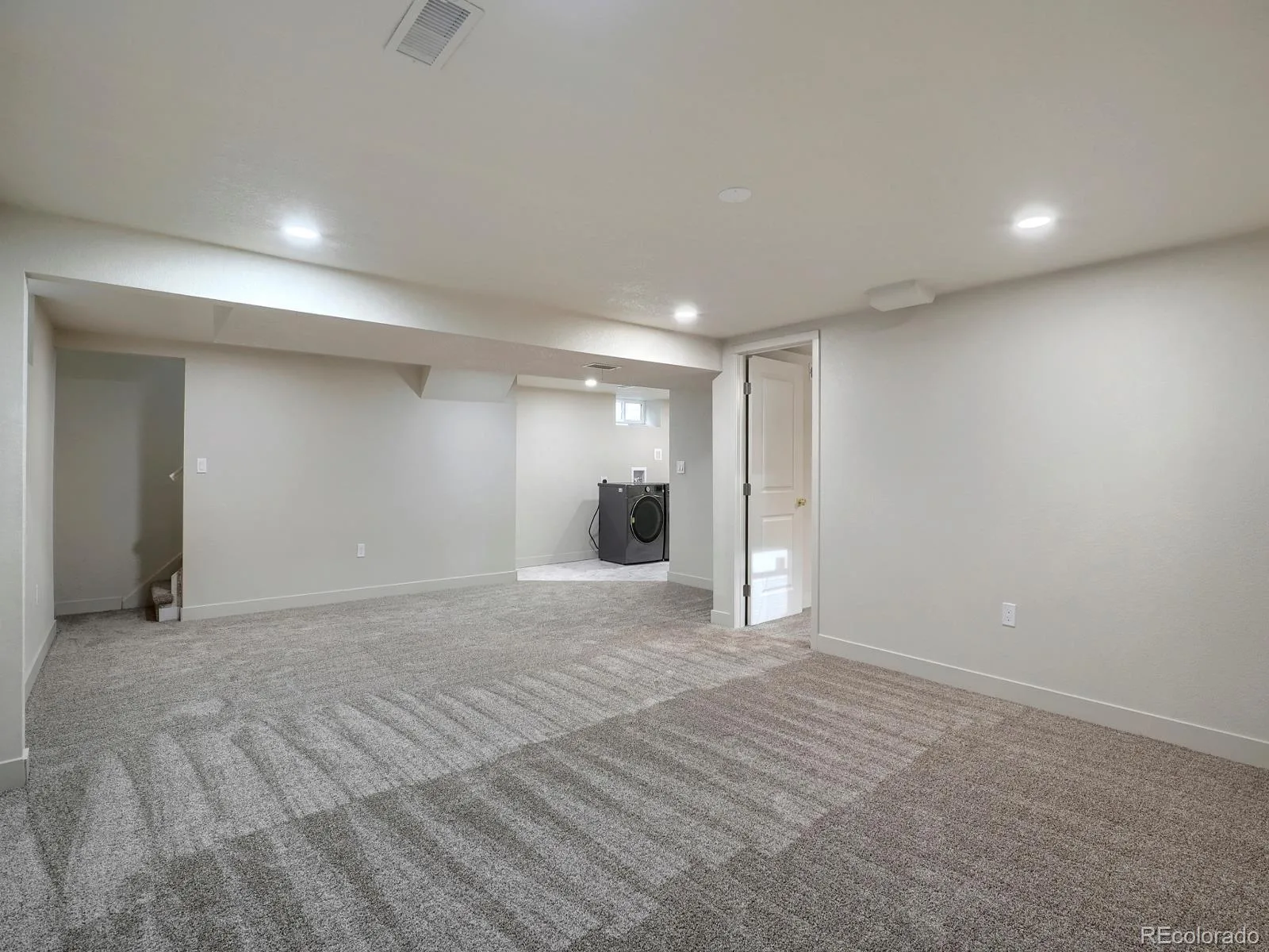 3699 Grape Street Denver CO 80207 | MLS #REC5791018 08182026045307 1600 19