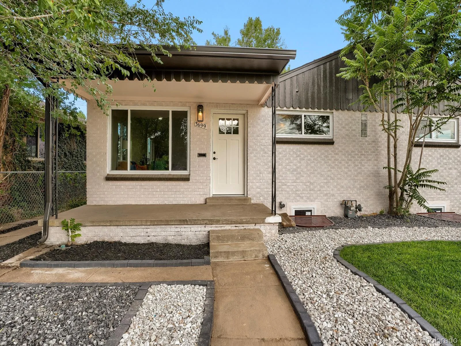 3699 Grape Street Denver CO 80207 | MLS #REC5791018 08182026045307 1600 2