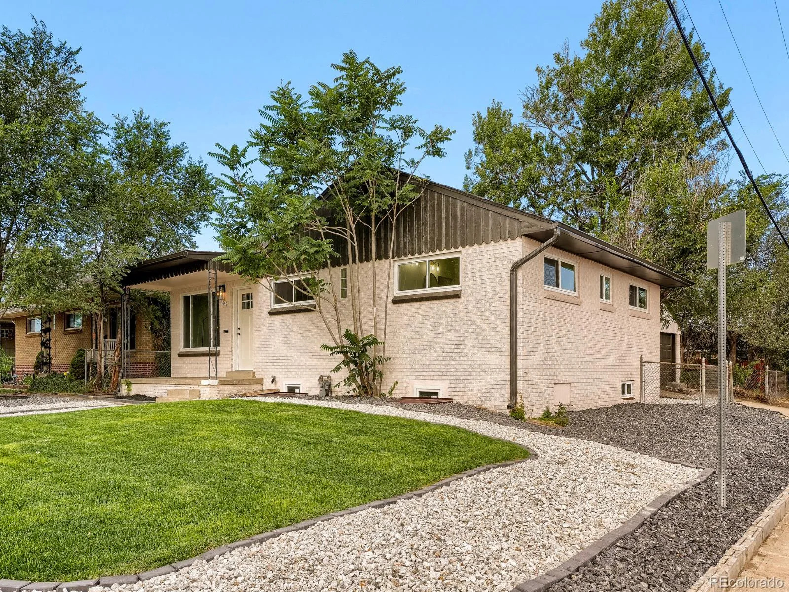 3699 Grape Street Denver CO 80207 | MLS #REC5791018 08182026045307 1600 31